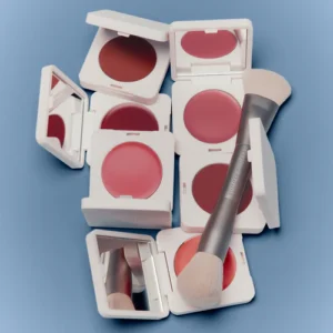 blushes-about-us-carroussel